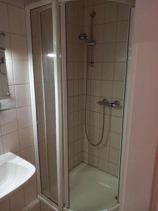 Hotel Eintracht Митвайда Экстерьер фото